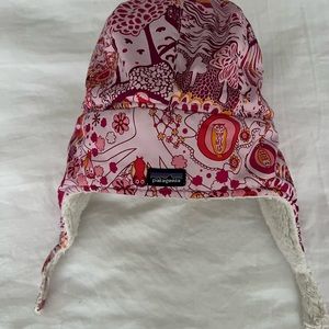 Patagonia toddler hat